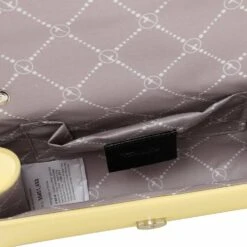 Tamaris Bolso De Mano Amalia 26 Cm 7 Tamaris Bolso De Mano Amalia 26 Cm -Bolsa De Viaje 1cf633cb6f2f5b424d7348e9fc273c22 3