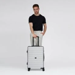 Essentials 08 MEDIUM 4 Ruedas Carrito 67 Cm -Bolsa De Viaje 3221c73b12f9a7651460bd1ec9712c92 2